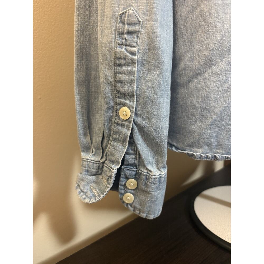 Per Se Women’s Chambray Button Down Shirt Small Light Wash Denim Long Sleeve - Picture 8 of 9